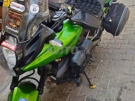 a vendre kawazaki versys 650 cm3 prête à rouler
