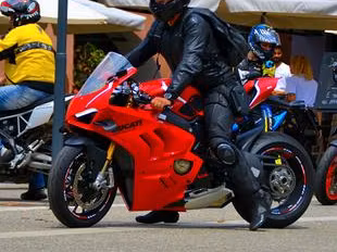 ducati panigale v4s valuto permute