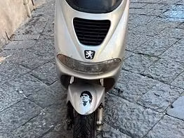 peugeot elyseo 125 gratis